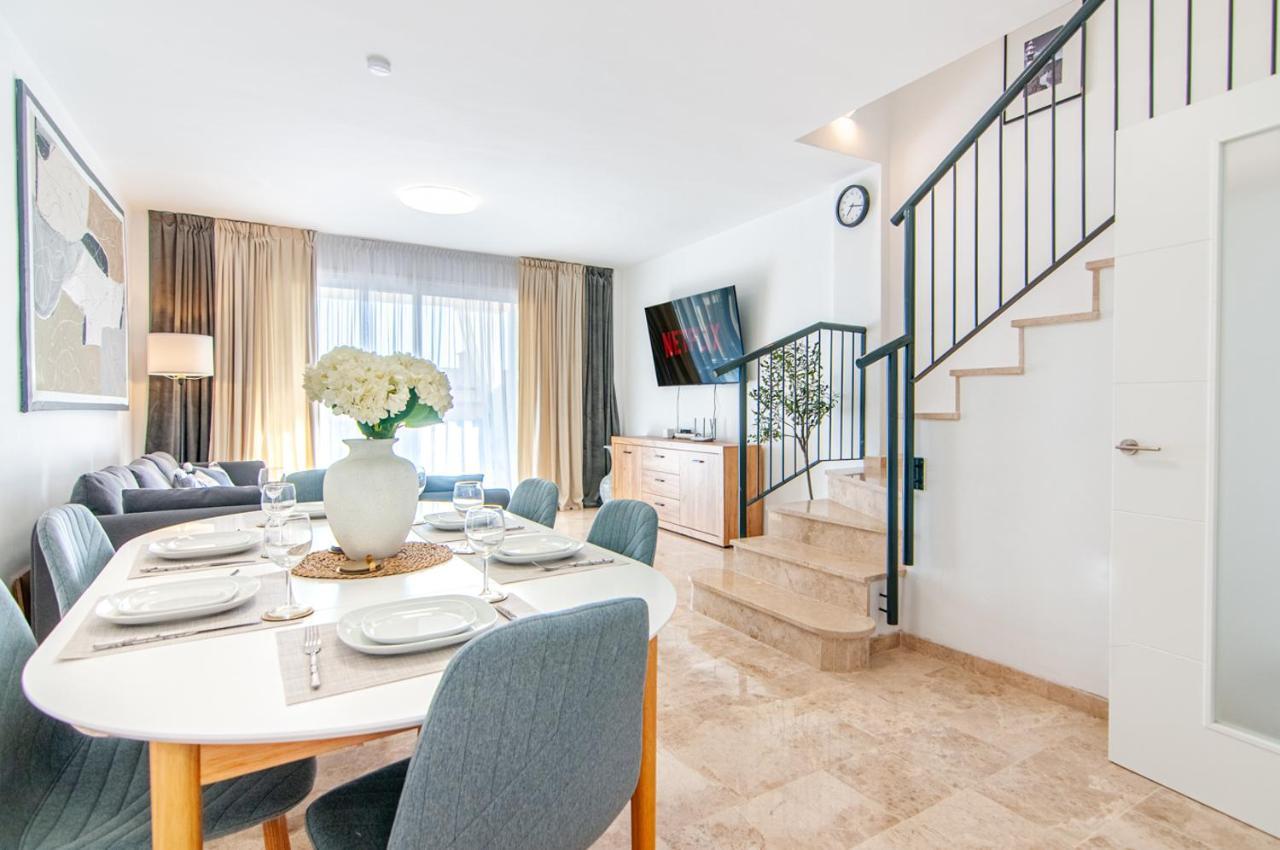 푸에르토 데 산티아고 Luxury Townhouse With Panoramic Sea View 빌라 외부 사진